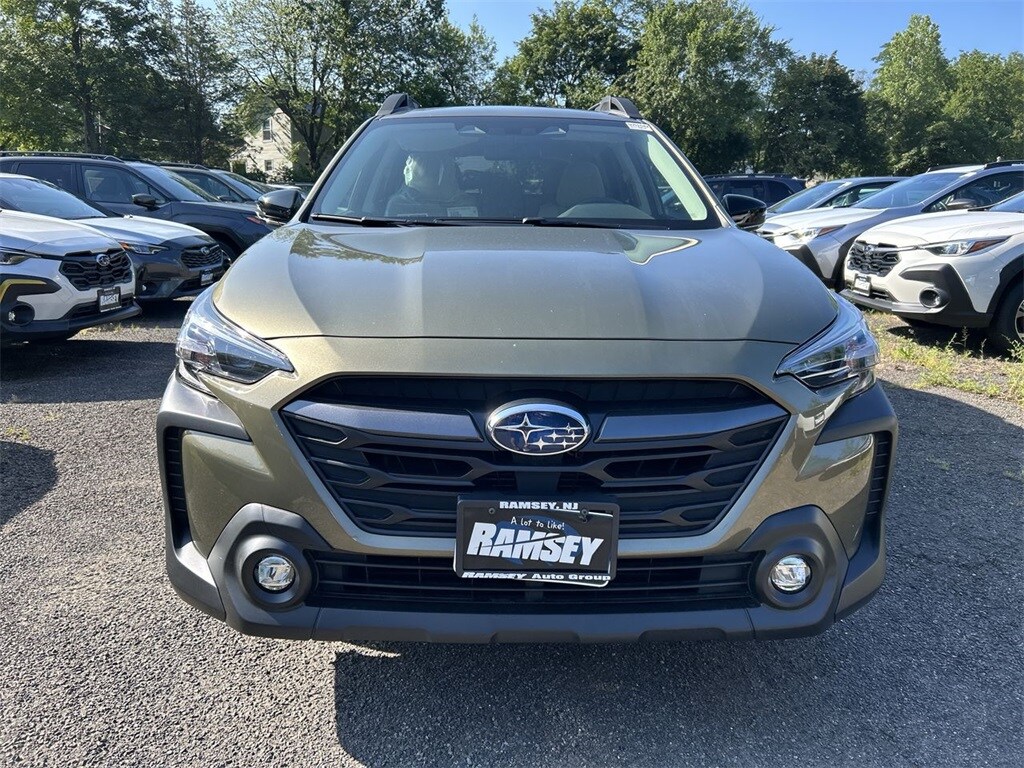 2025 Subaru Outback Premium photo 3