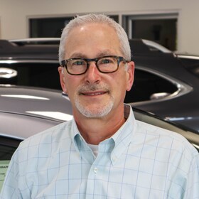 Staff member Peter Liebmann from ID_6b06efbfaa39