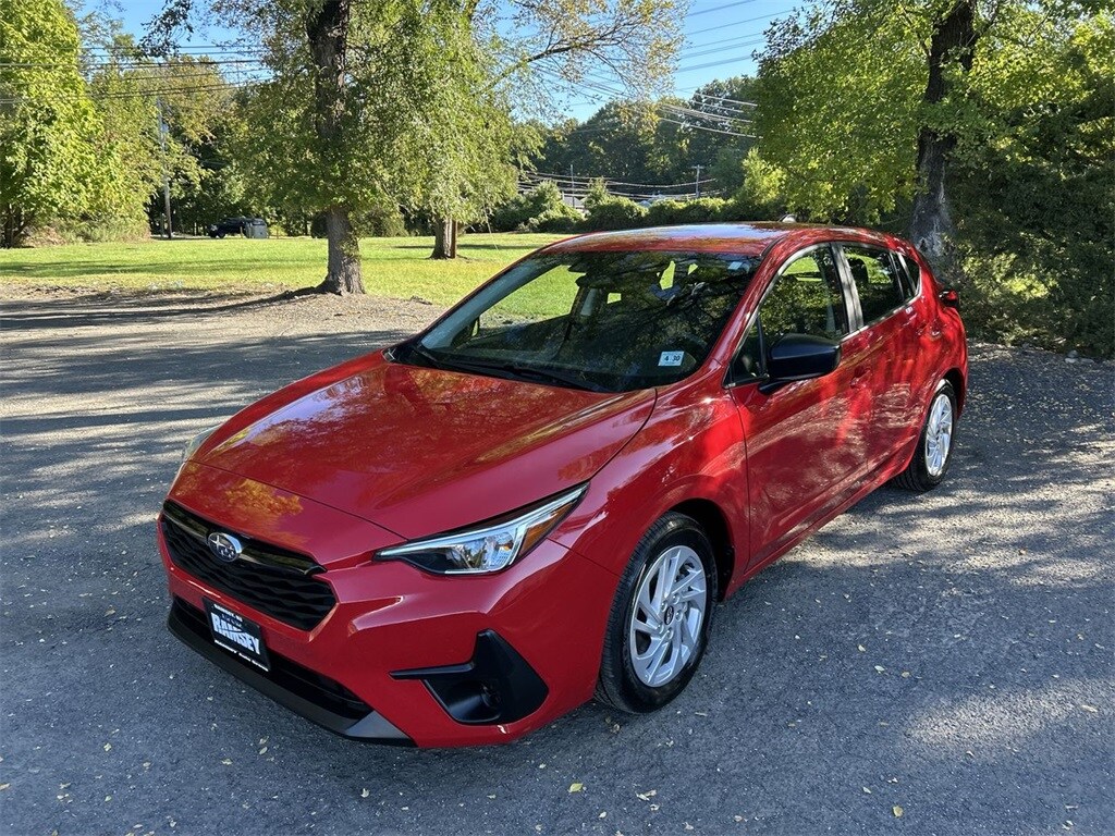 2025 Subaru Impreza Base photo 4