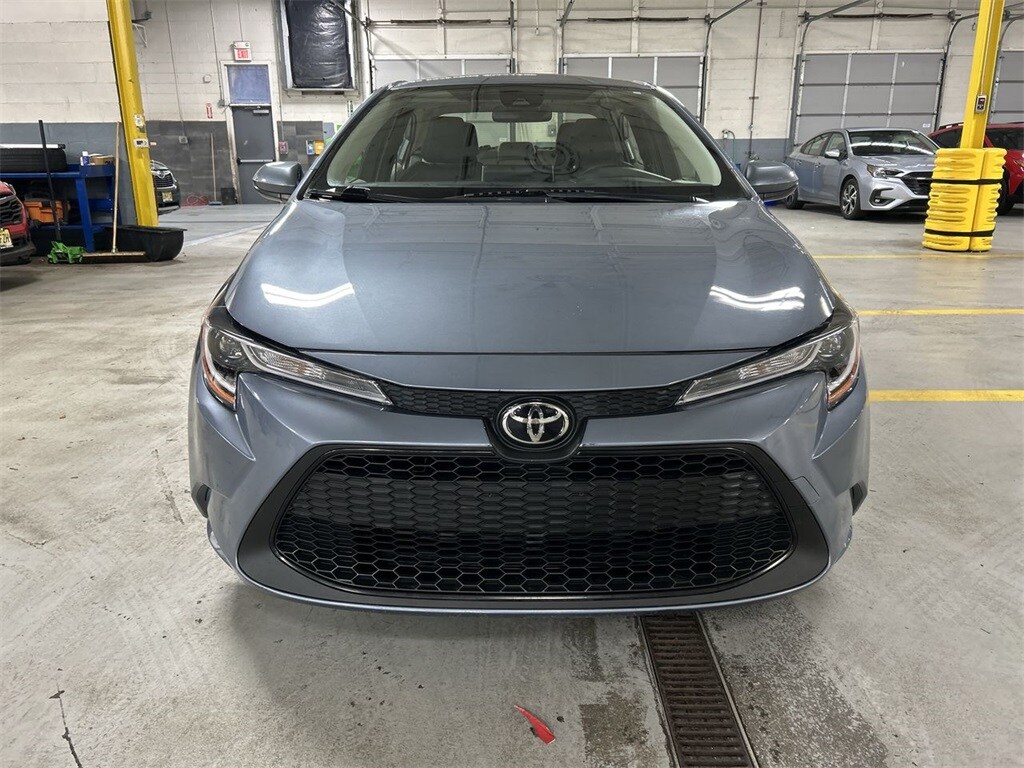 Used 2021 Toyota Corolla LE Sedan