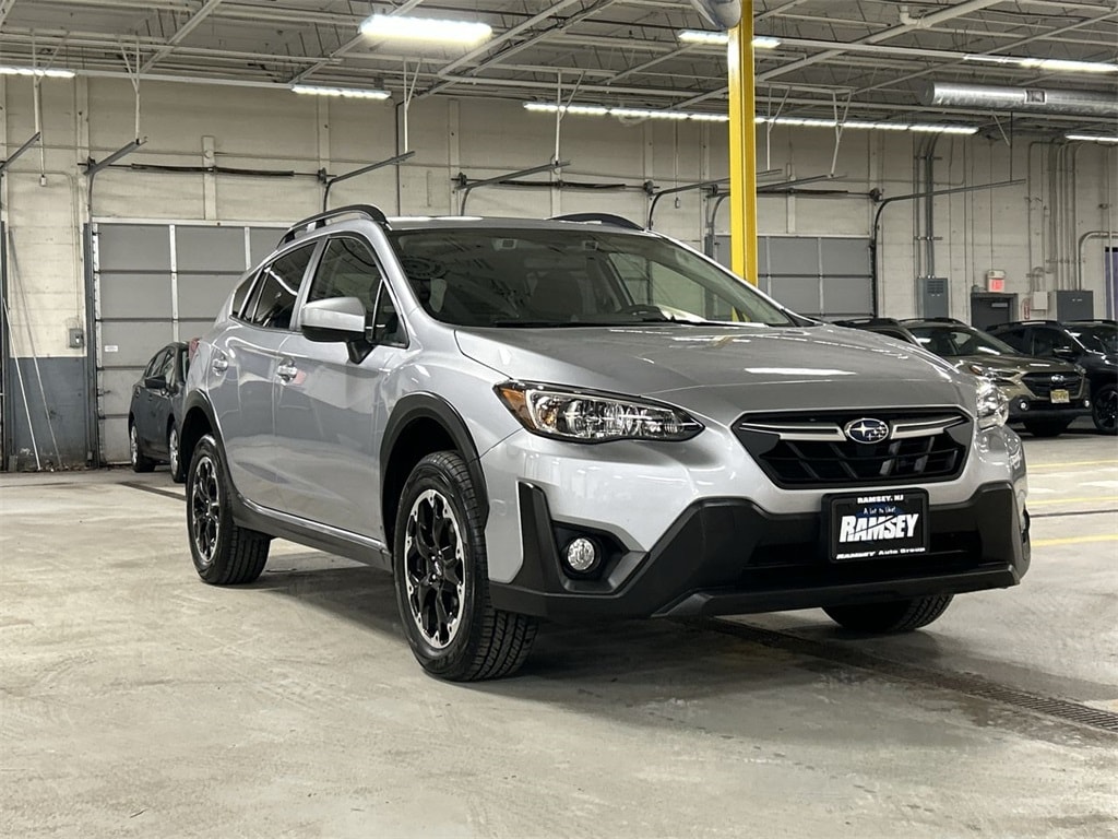 2023 Subaru Crosstrek Premium's photo