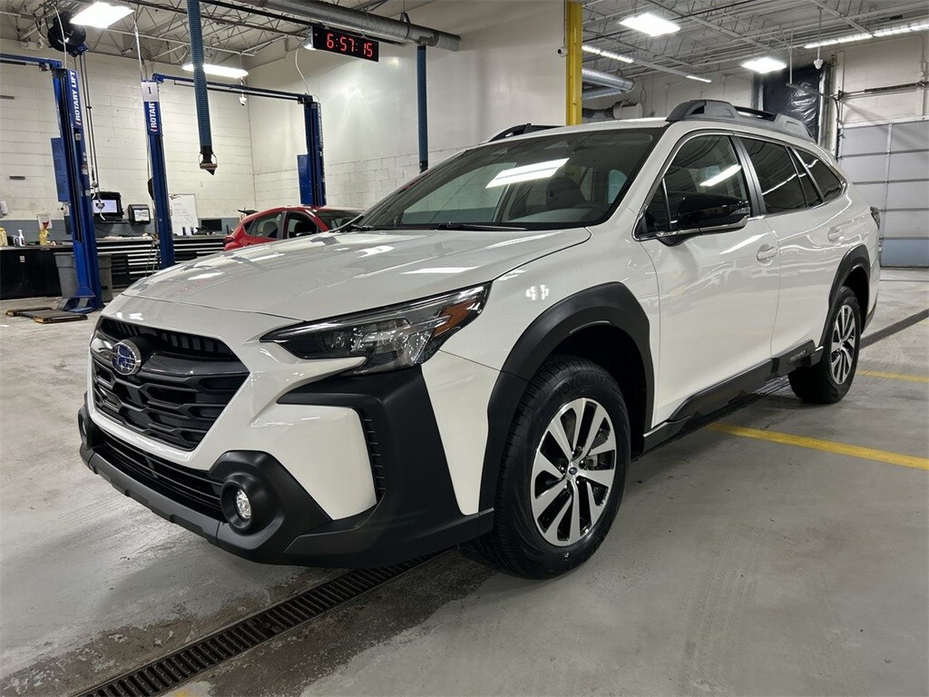 2024 Subaru Outback Premium photo 4