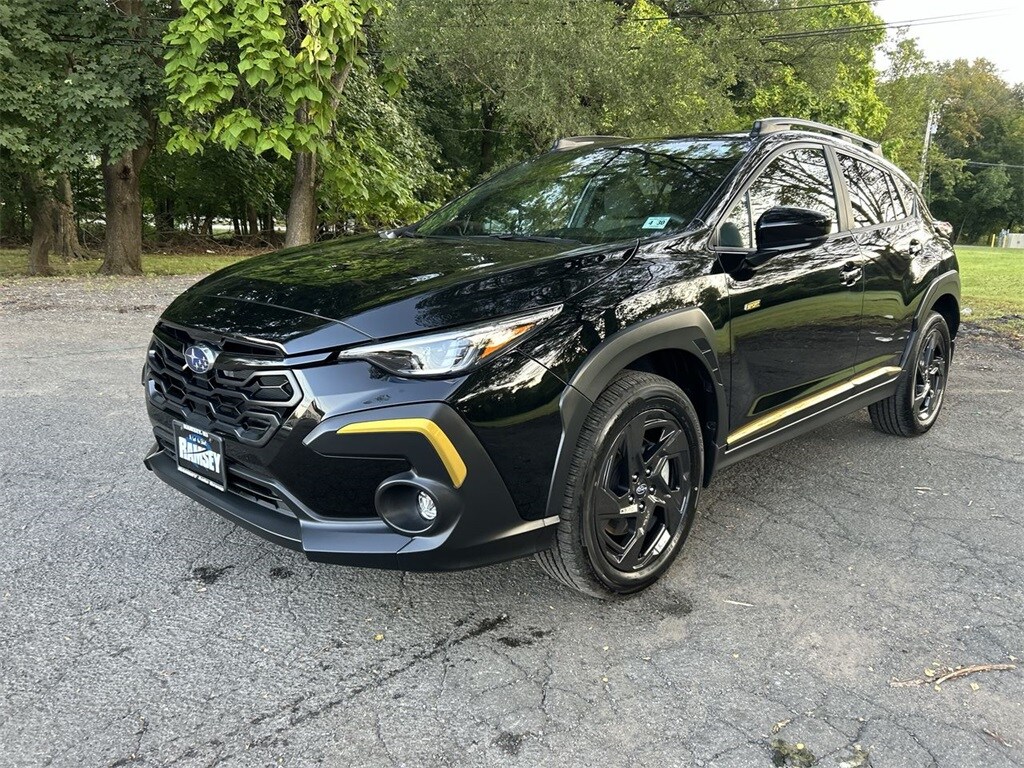 2025 Subaru Crosstrek Sport photo 2