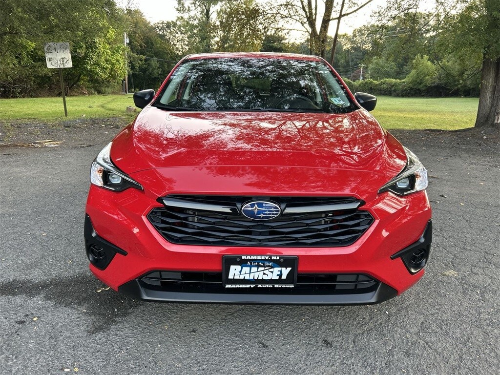 2025 Subaru Impreza Base photo 3