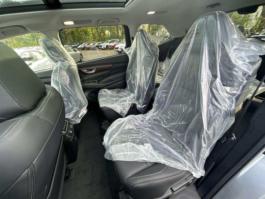 2025 Subaru Ascent Touring - Photo 13