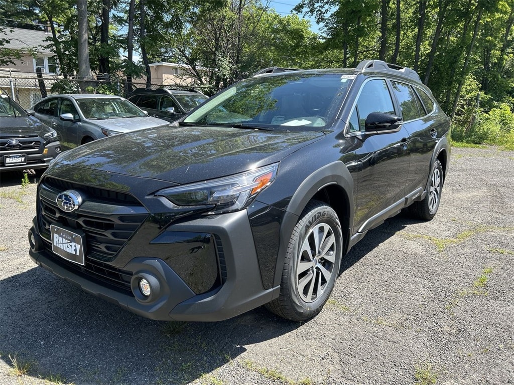 New 2025 Subaru Outback Premium SUV