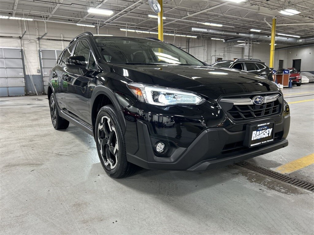 2023 Subaru Crosstrek Limited photo 2