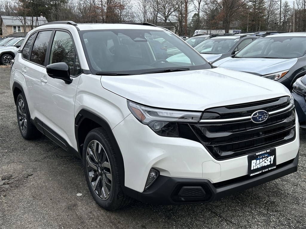 2025 Subaru Forester Touring's photo