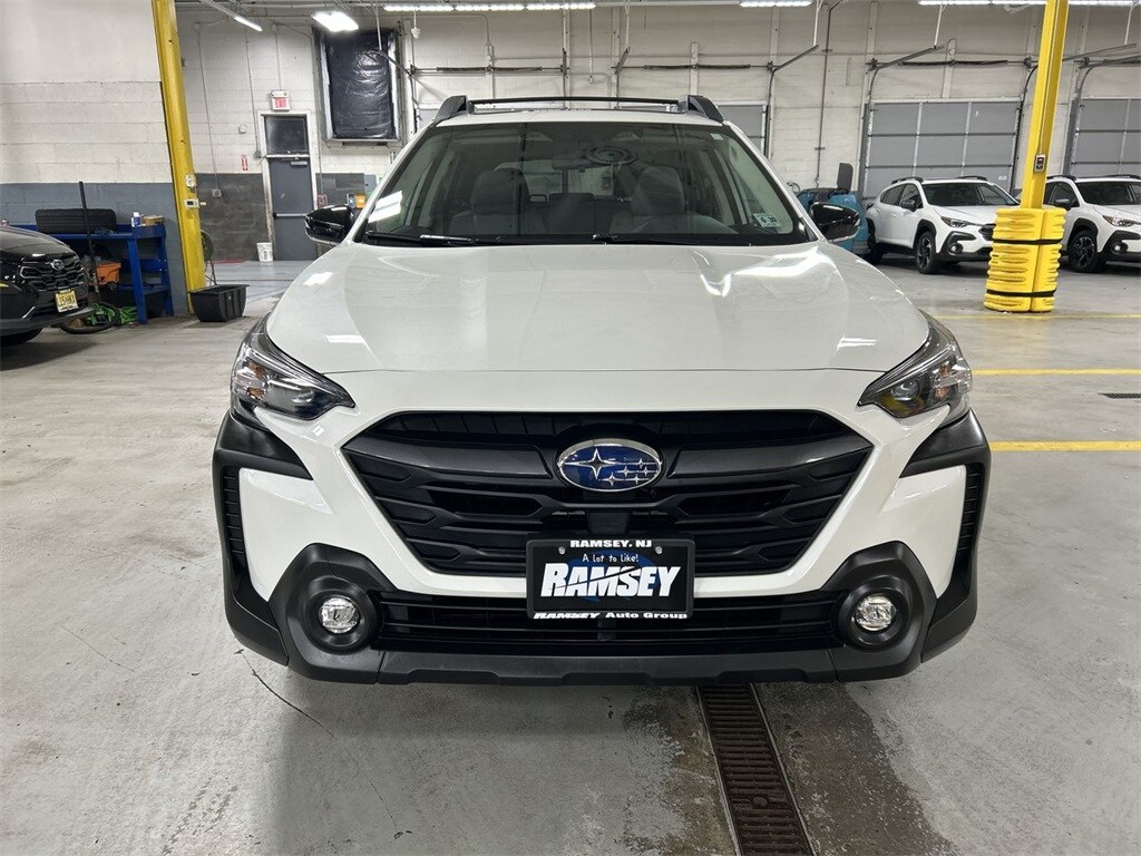 2025 Subaru Outback Premium photo 2