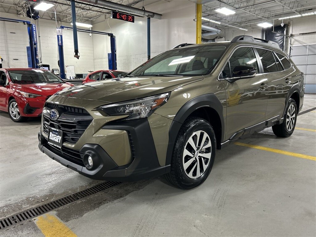 2024 Subaru Outback Premium photo 4