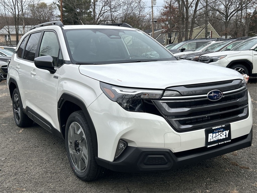 2025 Subaru Forester Premium's photo