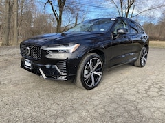 2023 Volvo XC60 B6 AWD Ultimate Dark SUV