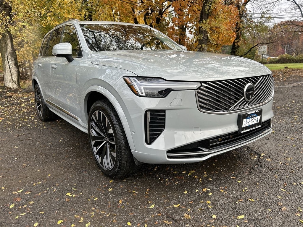 New 2026 Volvo XC90 B6 Plus 7-Seater SUV