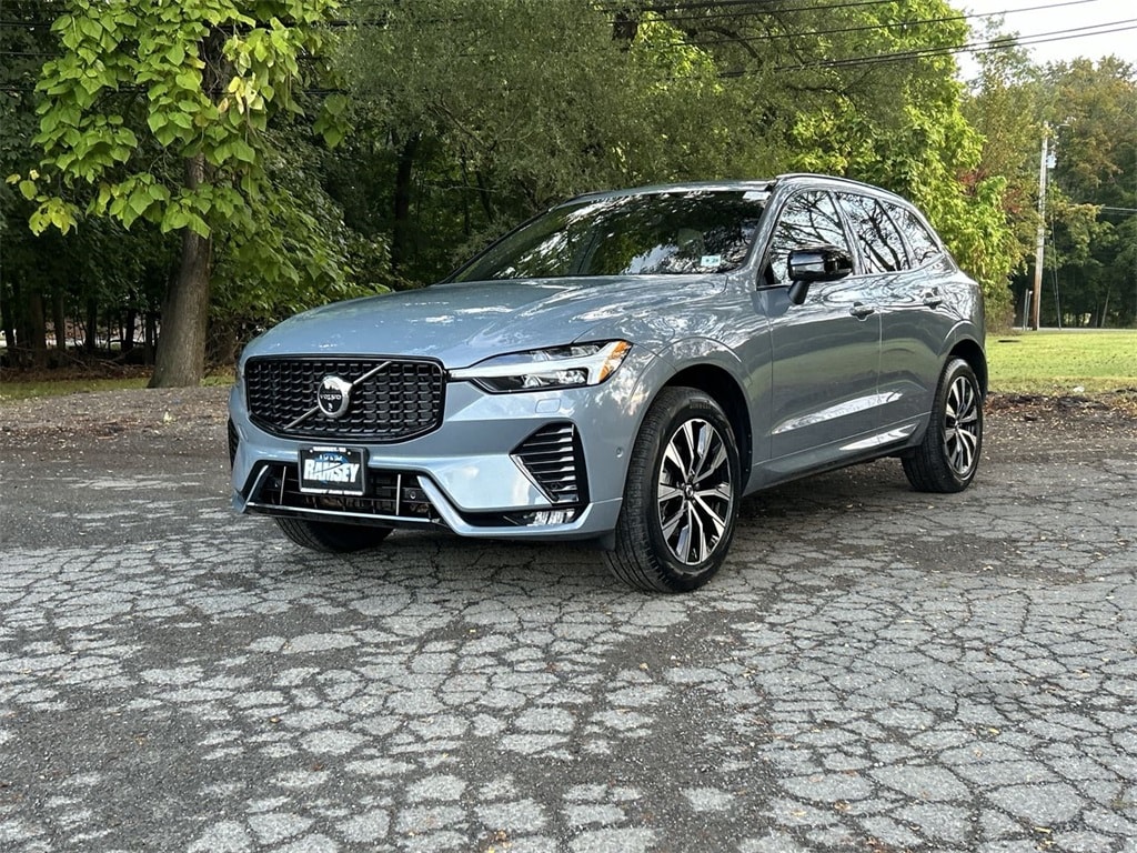 2024 Volvo XC60 Plus