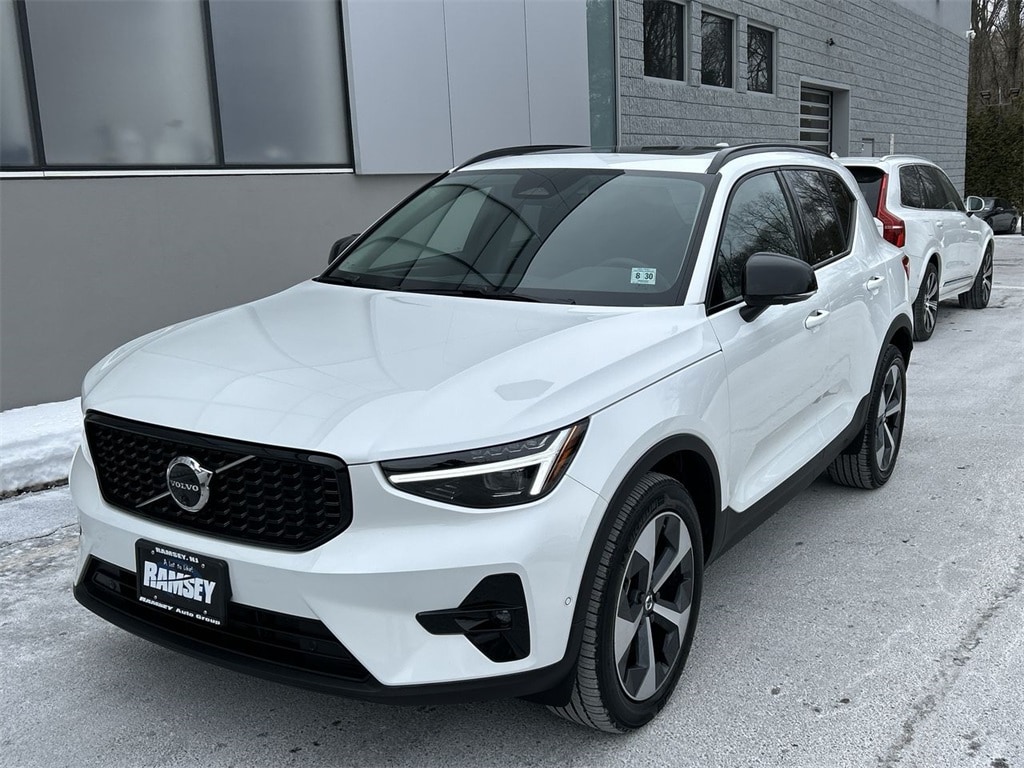 2026 Volvo XC40