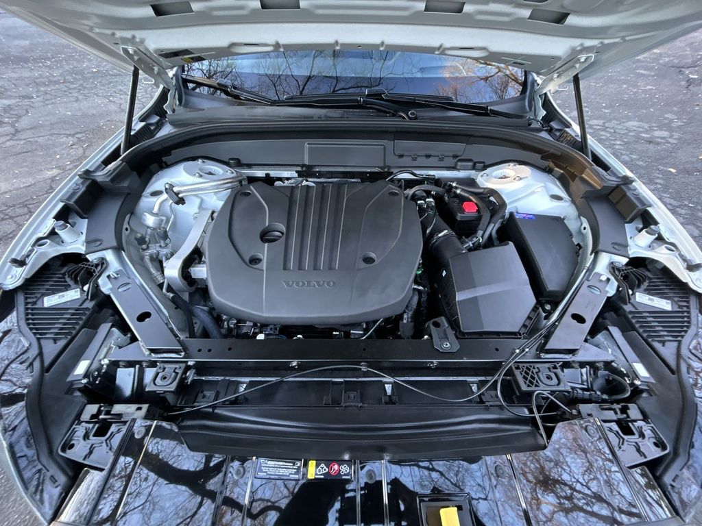 2026 Volvo XC60 Ultra - Photo 14