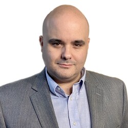 Staff member Jose Pujol from ID_896062