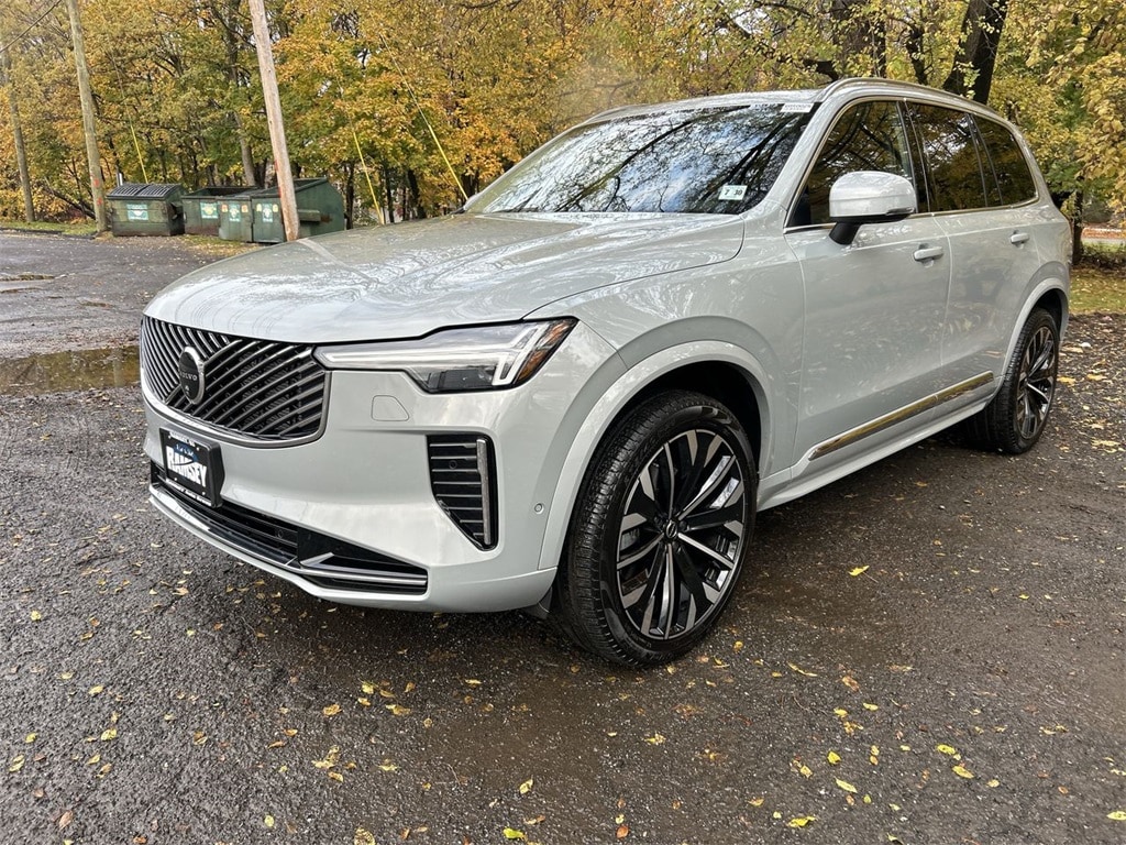 New 2026 Volvo XC90 B6 Plus 7-Seater SUV