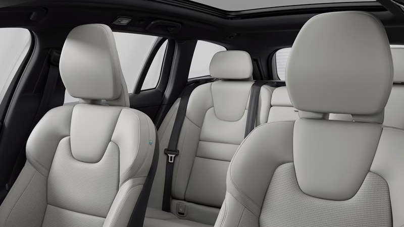 2024 Volvo V6 Cross Country demo specials NJ