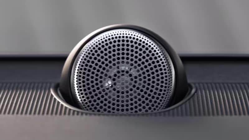  Volvo's 1,410W Bowers & Wilkins High Fidelity audio system