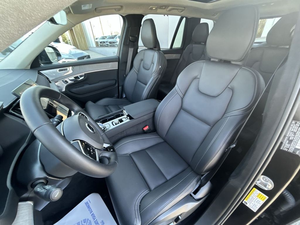 2025 Volvo XC90 Ultra - Photo 15
