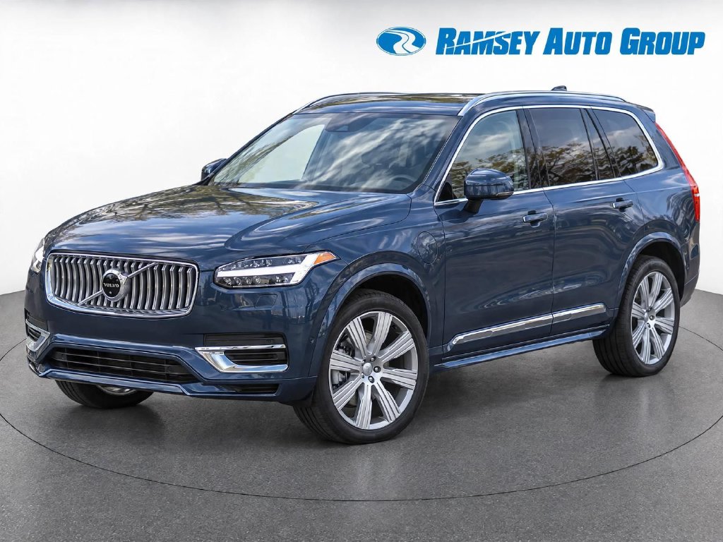Used 2025 Volvo XC90 plug-in hybrid T8 Plus 7-Seater SUV