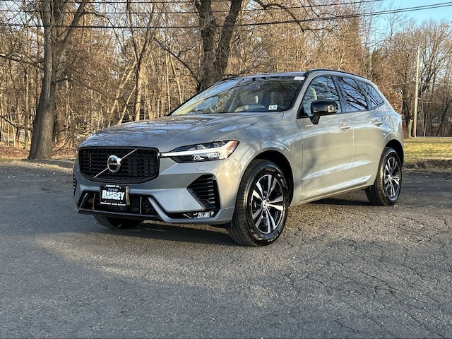 2024 Volvo XC60 B5 Core Dark SUV