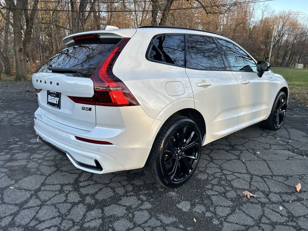 2026 Volvo XC60 Ultra - Photo 8