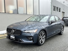 2025 Volvo S60 B5 Plus Sedan