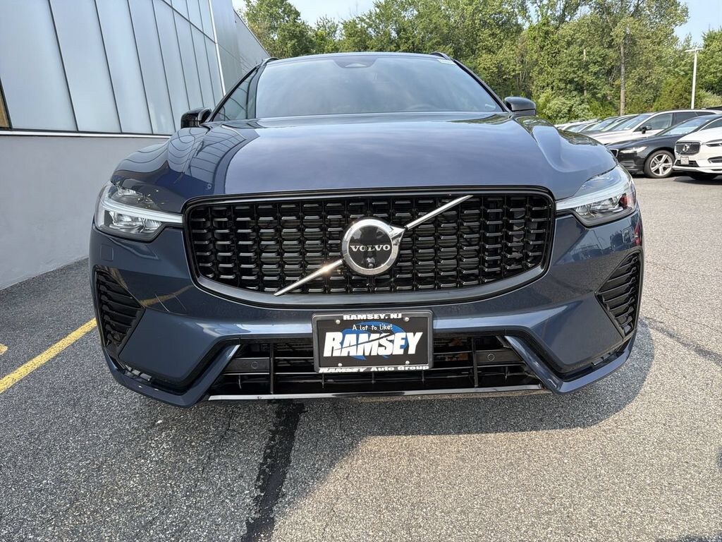 Certified 2024 Volvo XC60 B5 Ultimate Dark SUV