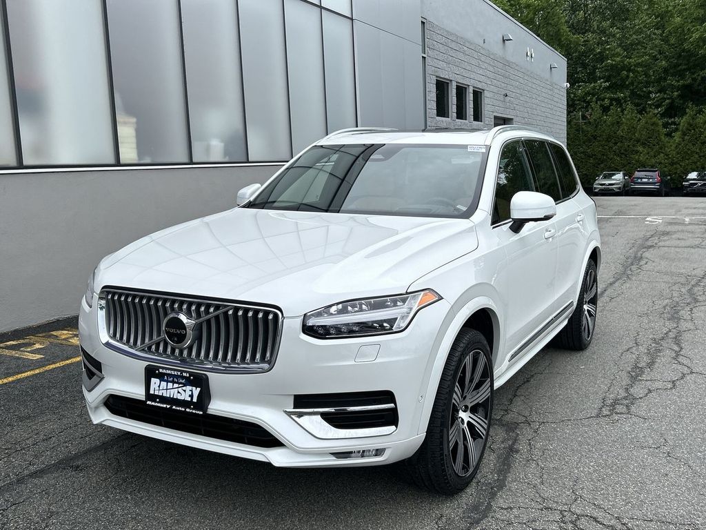 2023 Volvo XC90 B6 Ultimate 7-Seater 4WD's photo