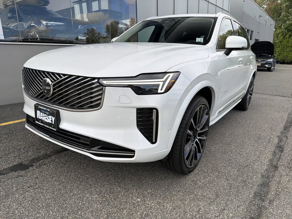 New 2026 Volvo XC90 B6 Plus 7-Seater SUV