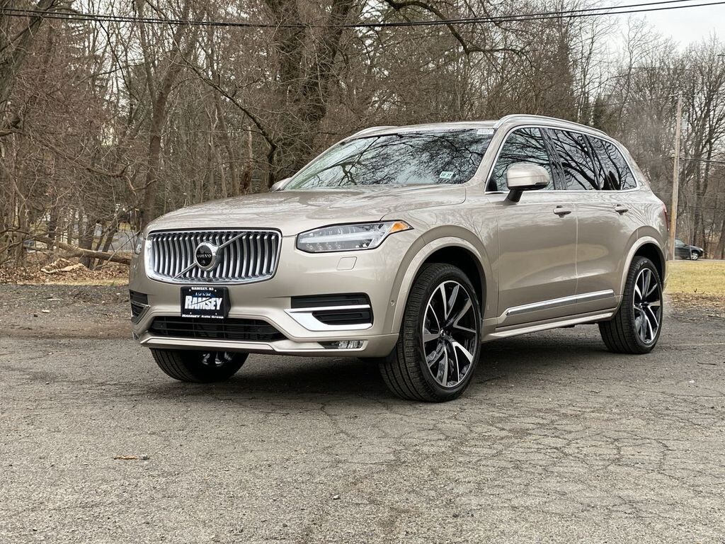 Used 2023 Volvo XC90 B6 AWD Plus 7-Seater SUV