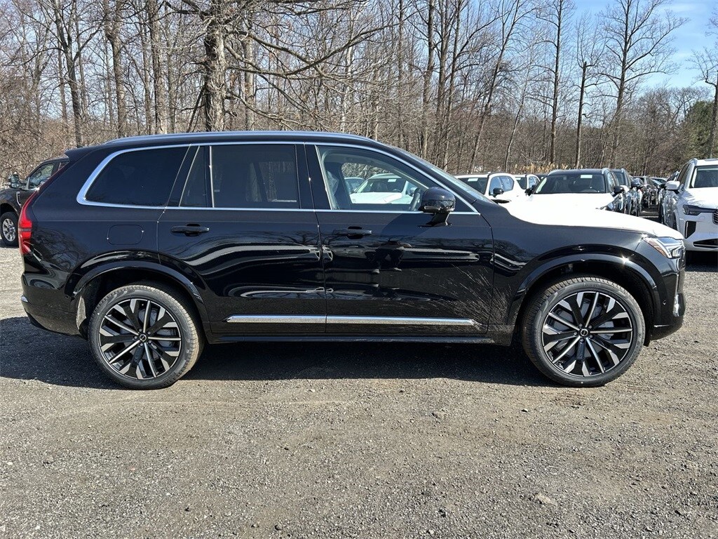 2025 Volvo XC90 Plus photo 4