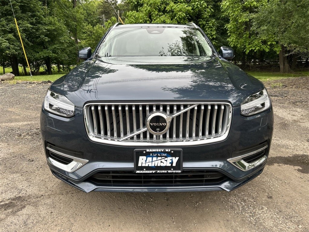 2024 Volvo XC90 Plus photo 3