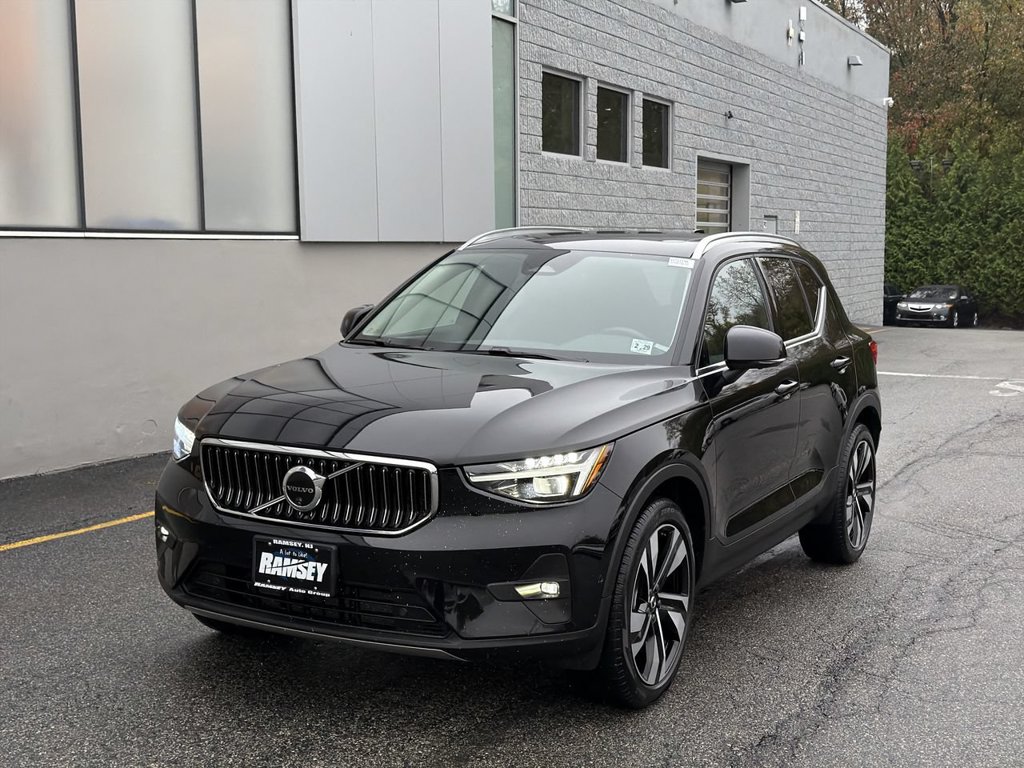 2024 Volvo XC40