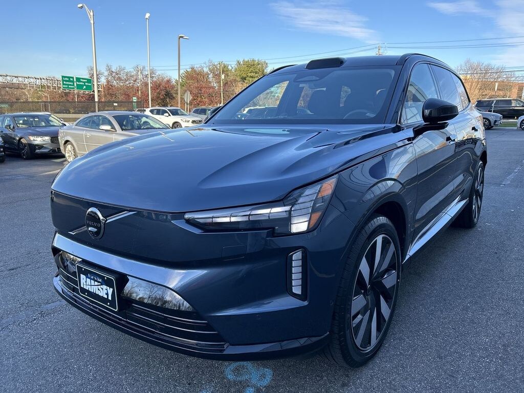 New 2025 Volvo EX90 Twin Motor Performance Ultra 7-Seater SUV