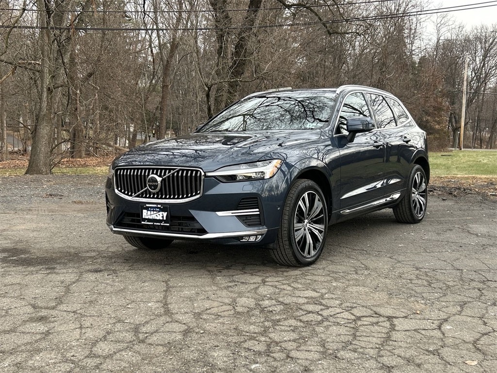 2023 Volvo XC60 Plus