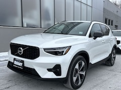 2026 Volvo XC40 B5 Plus SUV YV4L12UC3T2672747