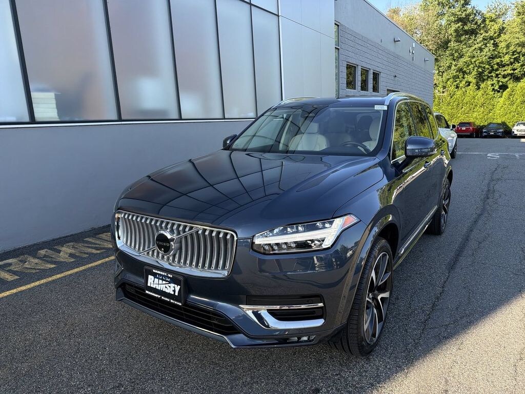 Certified 2024 Volvo XC90 B6 Plus Bright 6-Seater SUV