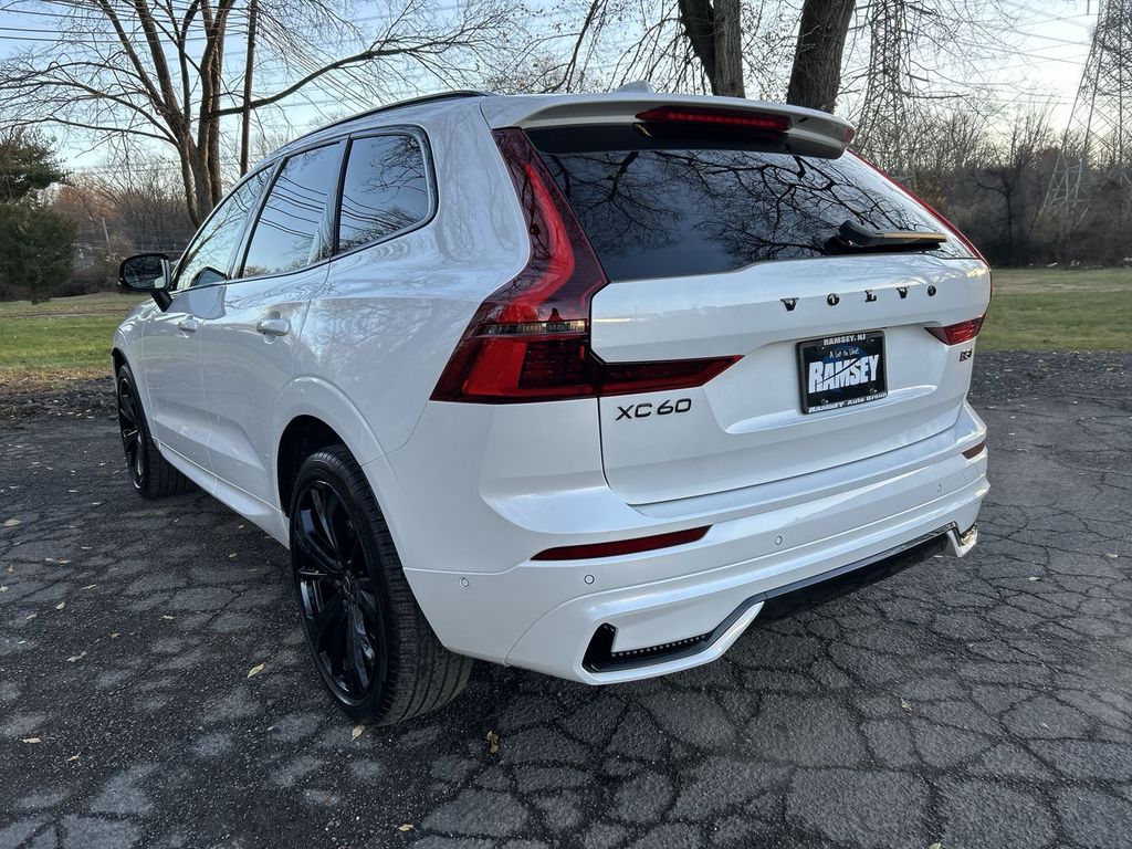 2026 Volvo XC60 Ultra - Photo 6
