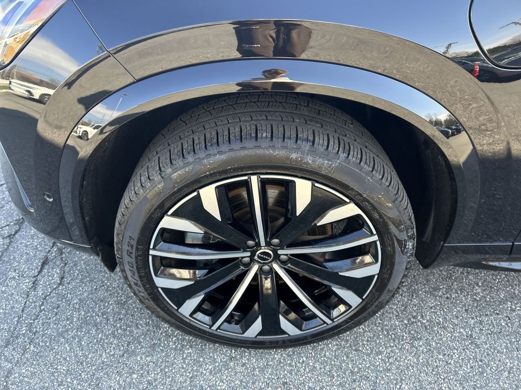2025 Volvo XC90 Ultra - Photo 10