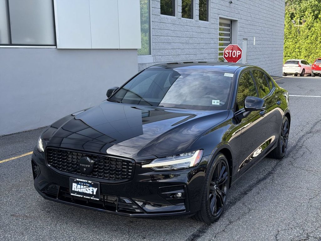 2024 Volvo S60