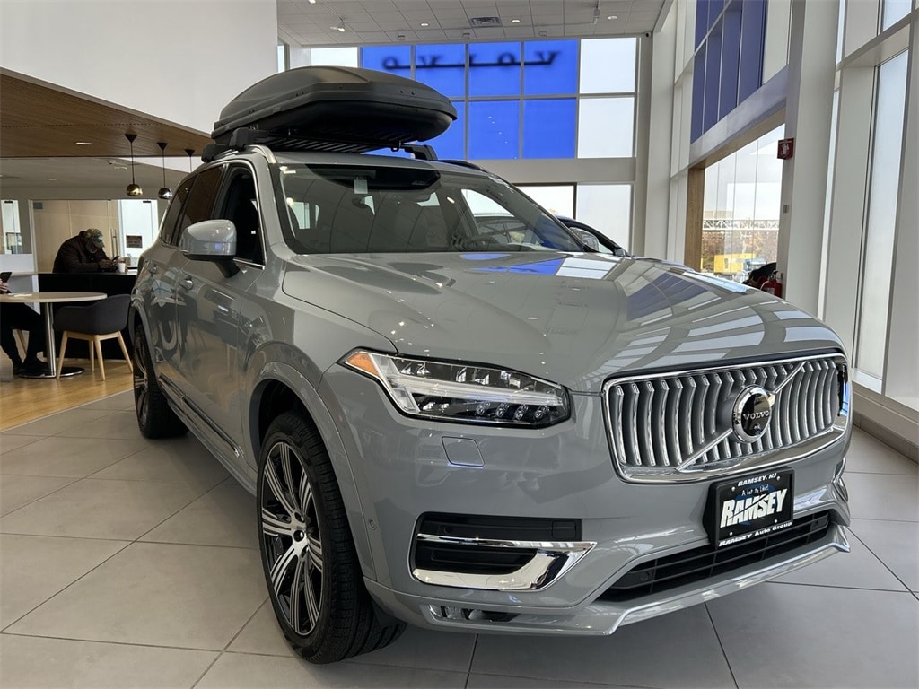 Certified 2025 Volvo XC90 B6 Ultra 7-Seater SUV