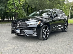 2023 Volvo XC60 B5 AWD Plus Dark SUV