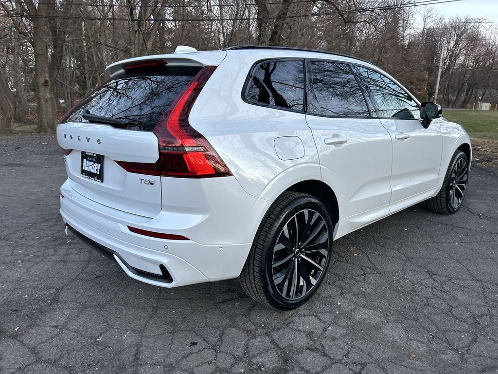 2026 Volvo XC60 Ultra - Photo 8