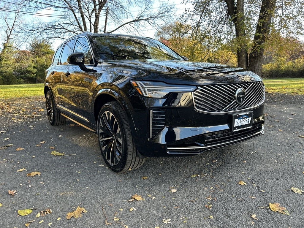 New 2026 Volvo XC90 B6 Plus 7-Seater SUV