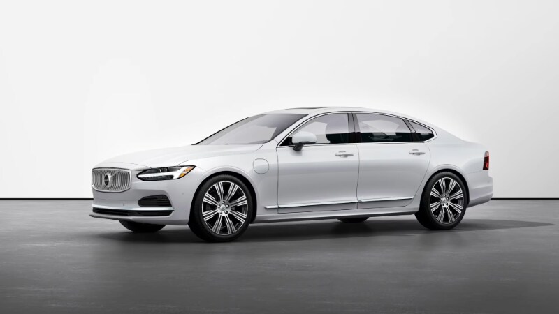2025 Volvo S90: Elevating Performance & Interior