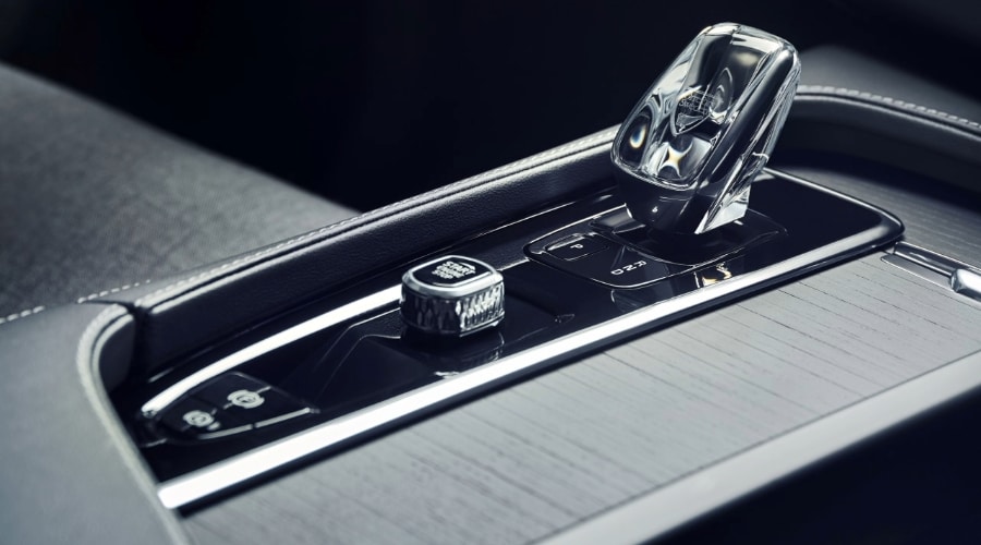 20226 Volvo XC-90 Performance