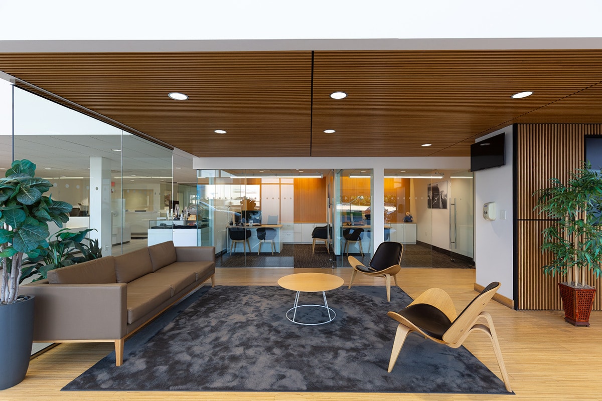 RVol-home-lounge-2-20.jpg